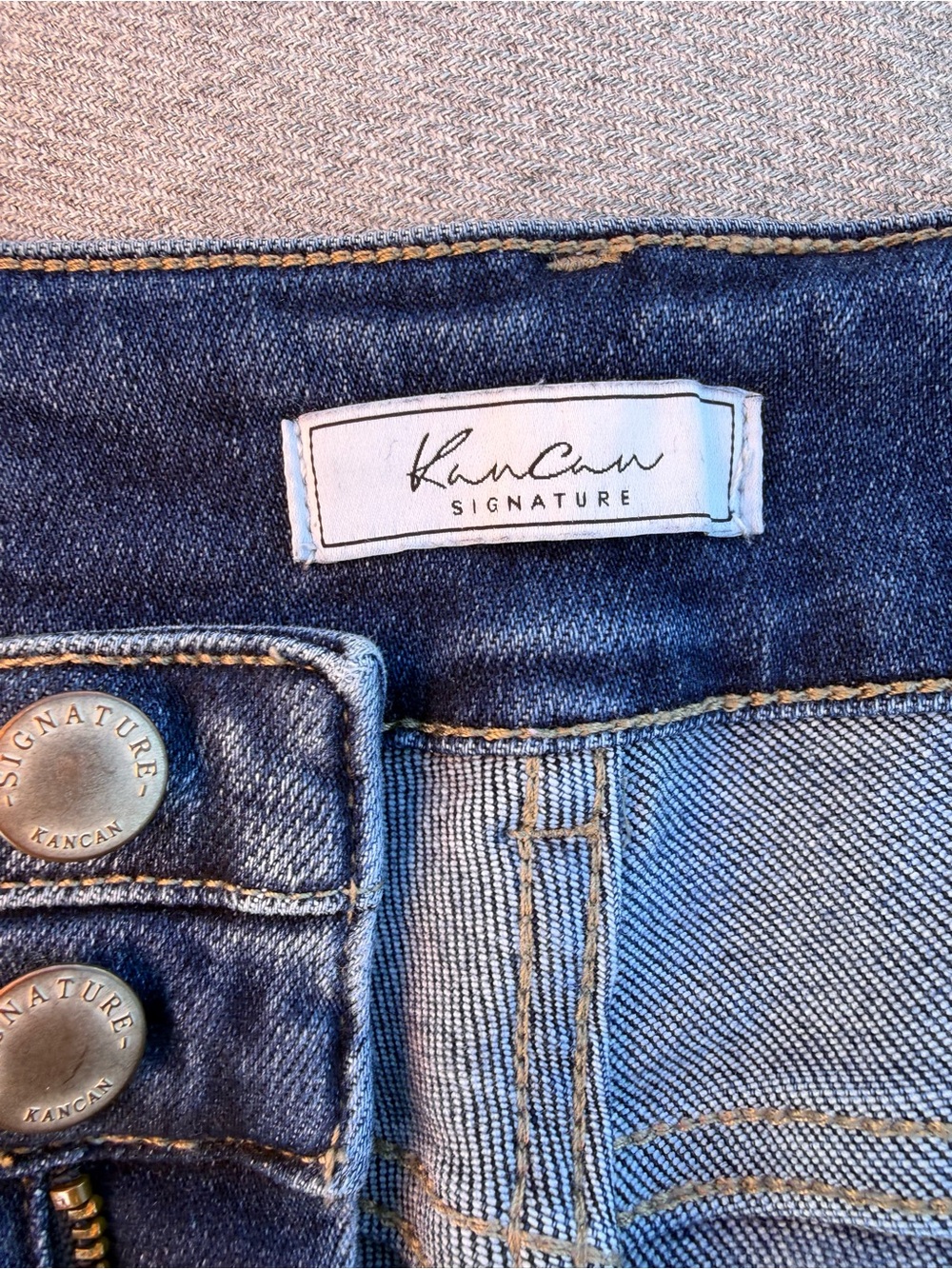 KanCan Signature High Rise Ankle Skinny Jeans Distressed Raw Hem Size 31